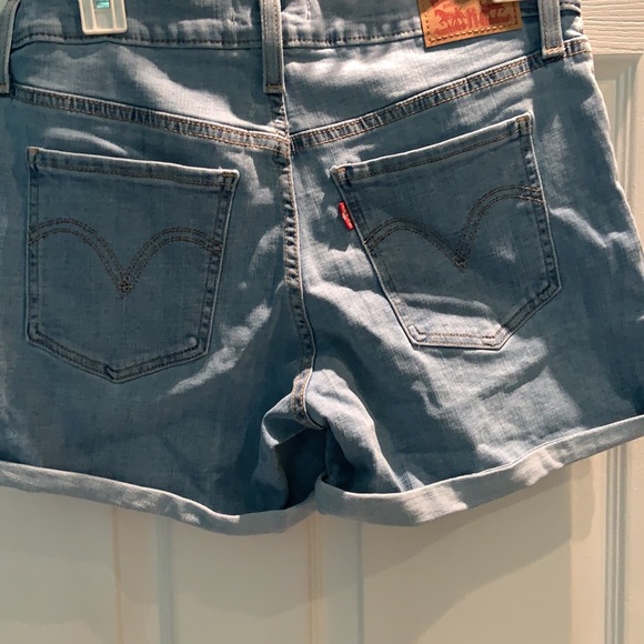 Shorts - Picture 2 of 2